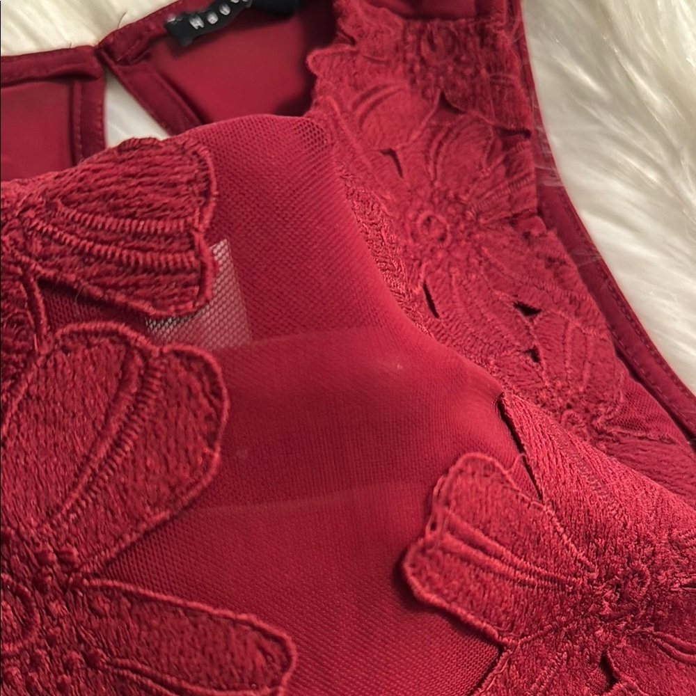 Haute Monde NWT L BURGUNDY LACE FLOWER APPLIQUÉ MESH SEXY BODYSUIT - Picture 5 of 8
